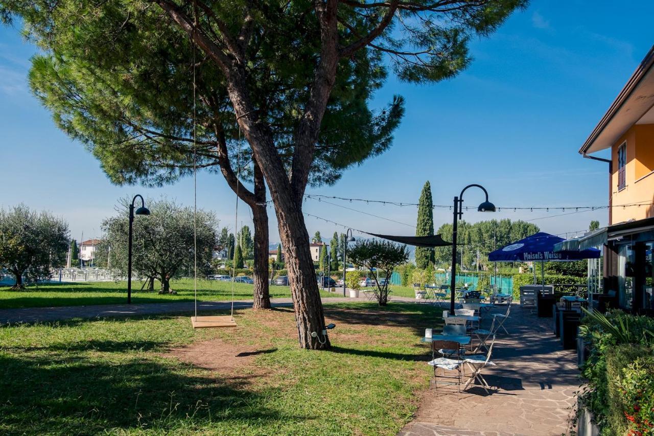 La Casa Sul Porto - Italian Homing Leilighet Sirmione Eksteriør bilde
